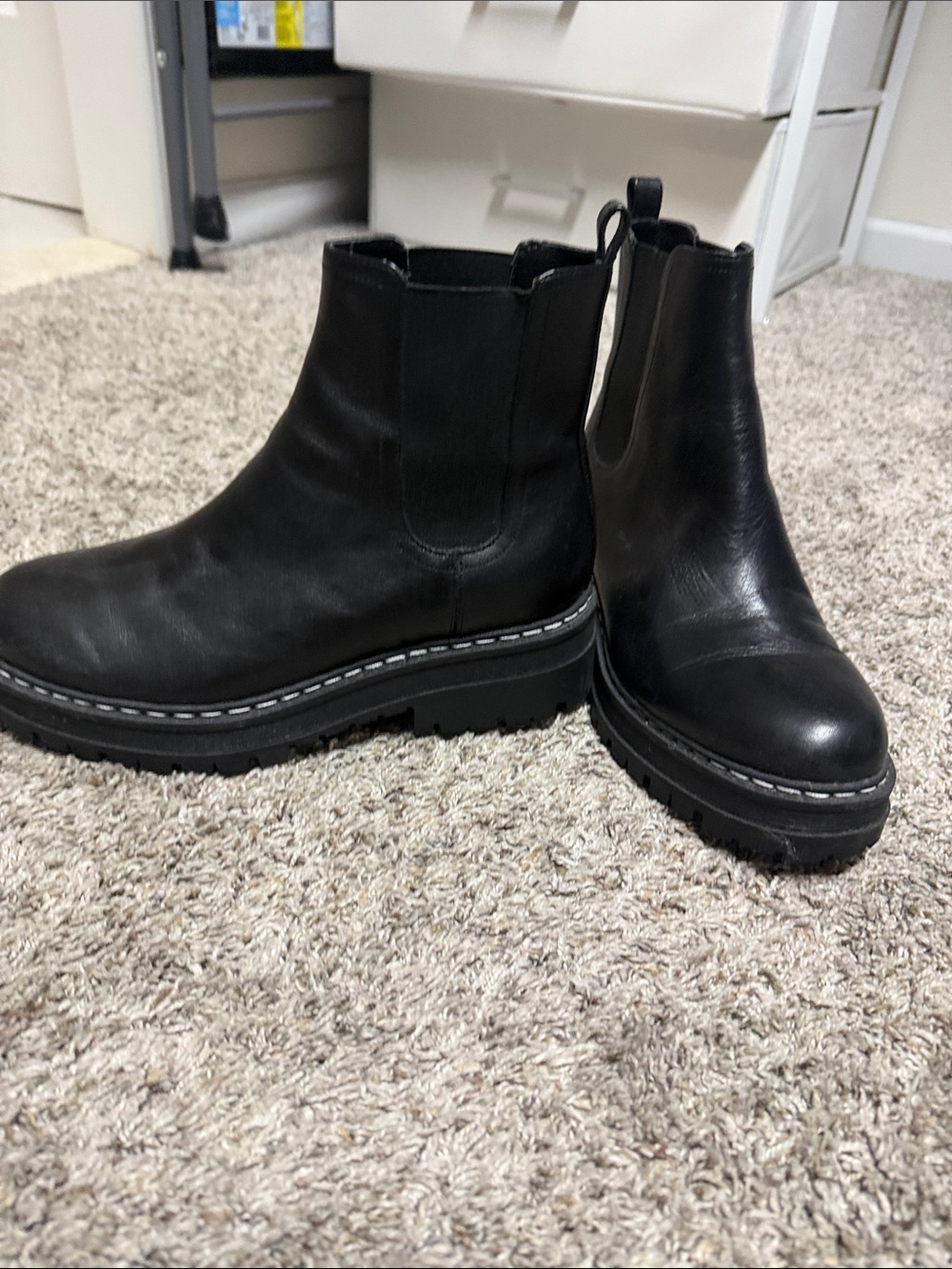 Marc Fisher LTD padima black leather Chelsea Boots - Women's size 7.5